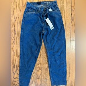 NEW WITH TAGS Blue skinny jeans